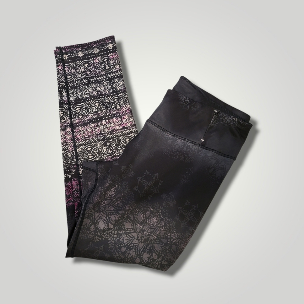 Calia by Carrie Underwood Tights  Legging Print Fitted Pants